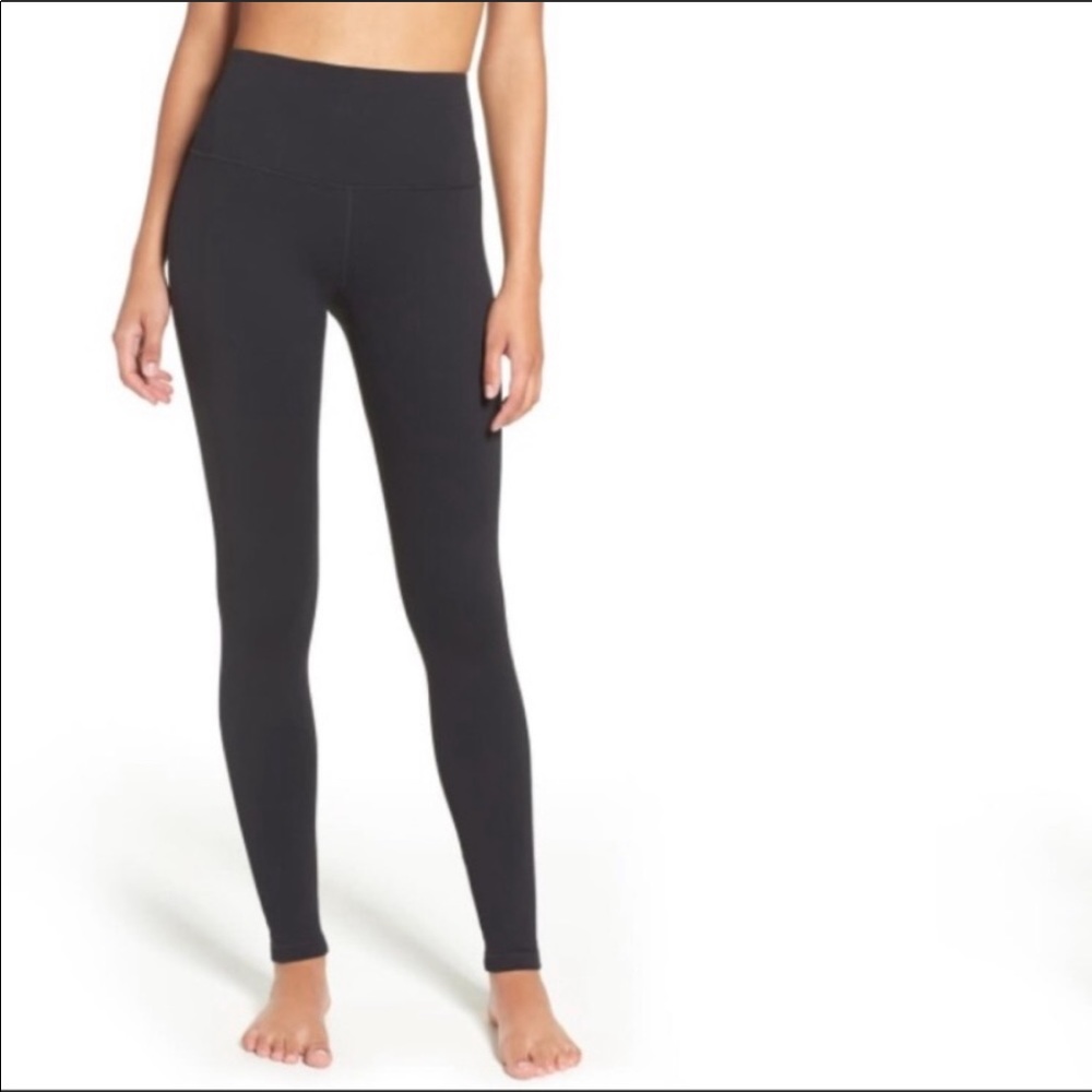 Zella Live In High Waist Leggings in Black